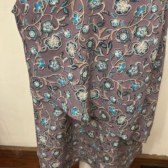 Cabi lilac floral spaghetti strap multi layered blouse Size L EUC - Picture 4 of 10